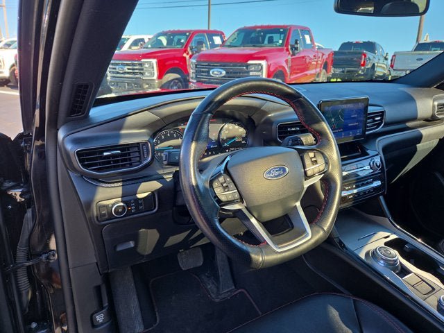 Used 2024 Ford Explorer ST-Line w/ Class IV Trailer Tow Package AWD/4WD image 8
