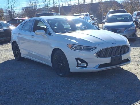 Used 2019 Ford Fusion Energi Titanium image 3