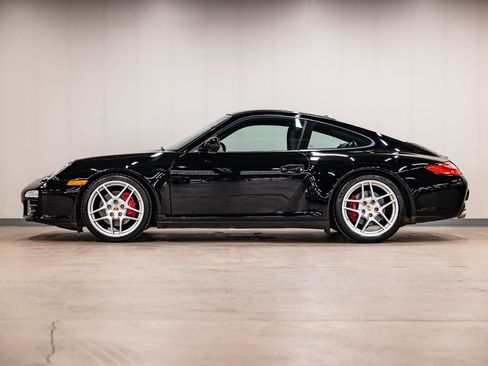 Used 2009 Porsche 911 Carrera S image 2