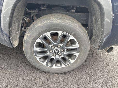 Used 2022 Toyota Tundra Limited image 8