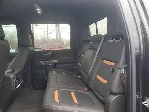 Used 2023 GMC Sierra 2500 AT4 w/ AT4 Premium Plus Package image 9