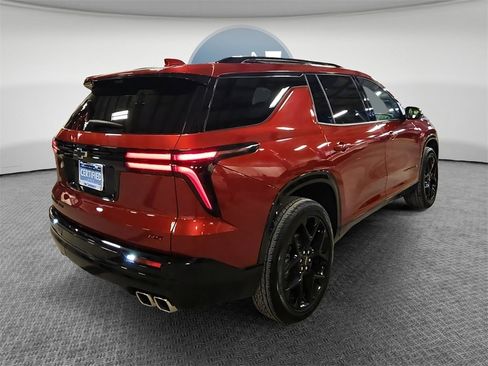 Certified 2024 Chevrolet Traverse RS w/ LPO, Floor Liner Package image 3