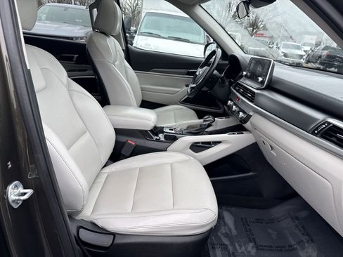 Used 2020 Kia Telluride S image 23