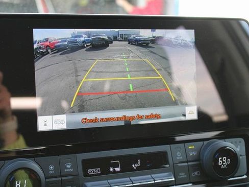 Used 2024 Toyota Grand Highlander AWD image 26