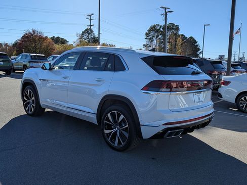 New 2026 Volkswagen Atlas Cross Sport SEL Premium R-Line image 5