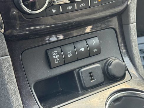 Used 2017 Buick Enclave Convenience w/ Trailering Package image 17