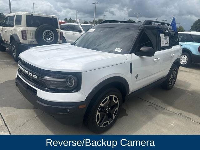 Certified 2024 Ford Bronco Sport Outer Banks w/ Tech Package AWD/4WD image 3