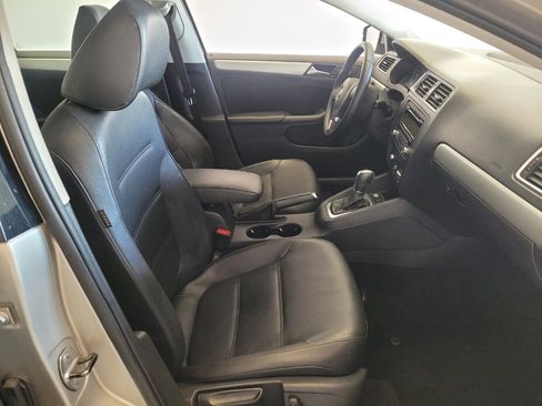 Used 2014 Volkswagen Jetta SE FWD image 21