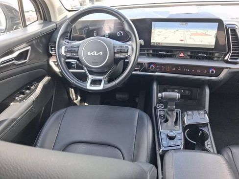 Used 2023 Kia Sportage EX FWD image 8