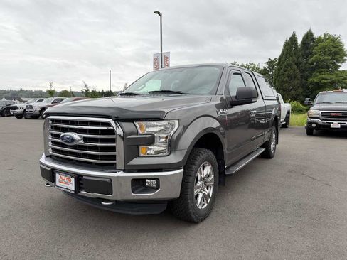 Used 2016 Ford F150 XLT w/ Equipment Group 302A Luxury AWD/4WD image 4
