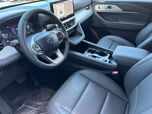 New 2026 Ford Explorer Active w/ Active Comfort Package image 18