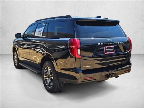 New 2026 Ford Expedition Active RWD image 9