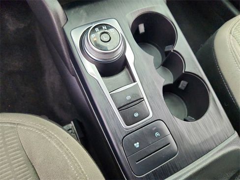 Used 2022 Ford Escape S image 14