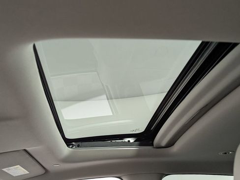 Used 2024 Honda HR-V EX-L image 11