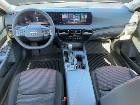 New 2026 Nissan Sentra SR w/ Floor Mat Package FWD image 15