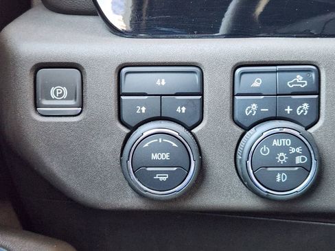 Used 2024 Chevrolet Silverado 3500 LT w/ Safety Package image 22