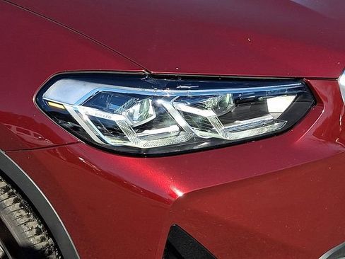 Used 2022 BMW X3 xDrive30i w/ Premium Package 2 image 11