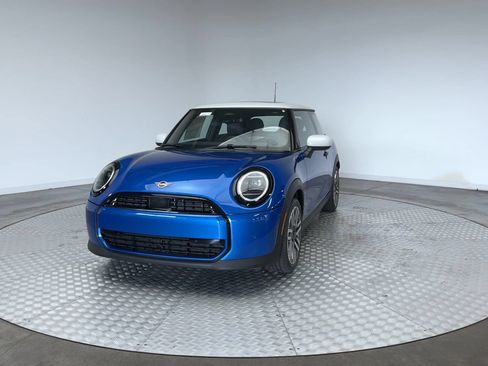 New 2026 MINI Cooper 2-Door Hardtop FWD image 3