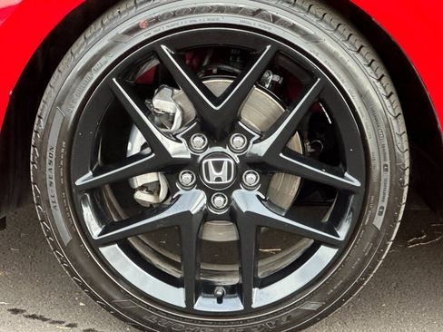 Used 2025 Honda Civic Sport image 30