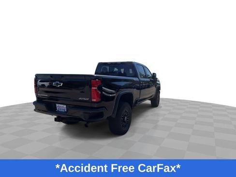 Used 2024 Chevrolet Silverado 2500 ZR2 w/ Technology Package AWD/4WD image 9