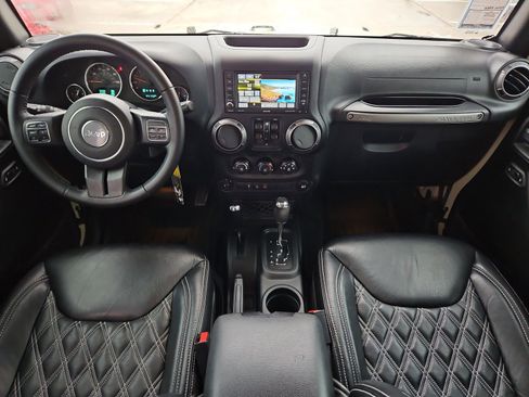 Used 2017 Jeep Wrangler Unlimited Sport w/ Quick Order Package 24S image 17