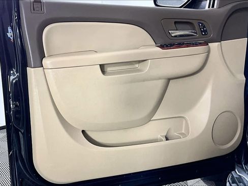 Used 2012 Chevrolet Tahoe LTZ image 20