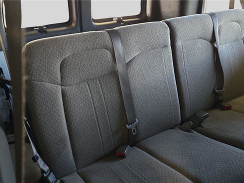 Used 2023 Chevrolet Express 3500 LT w/ LT Preferred Equipment Group image 17