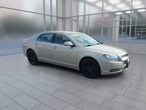 Used 2009 Chevrolet Malibu Hybrid FWD image 2