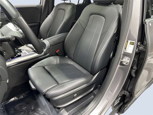 Used 2025 Mercedes-Benz GLA 250 4MATIC image 28