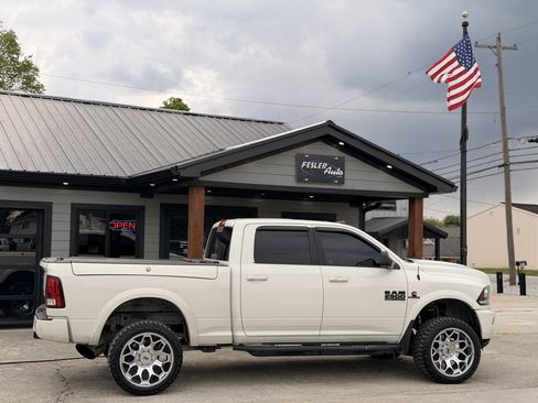 Used 2017 RAM 2500 Laramie w/ Sport Appearance Group AWD/4WD image 3