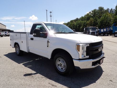 Used 2019 Ford F350 XL w/ XL Value Package RWD image 10