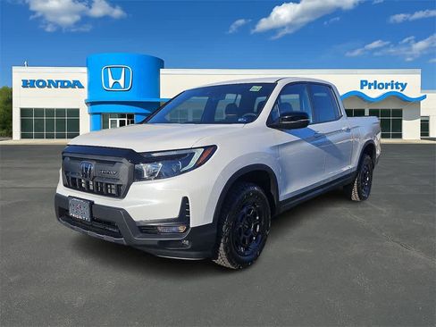 New 2026 Honda Ridgeline TrailSport+ image 1
