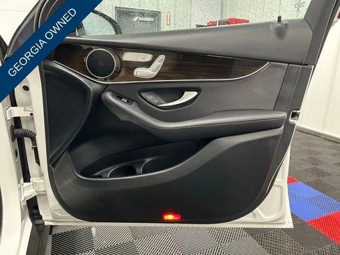 Used 2020 Mercedes-Benz GLC 300 4MATIC image 18