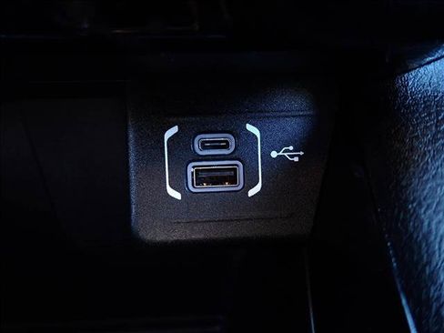 Used 2022 Jeep Compass Trailhawk AWD/4WD image 16
