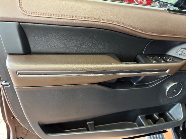 Used 2020 Ford Expedition King Ranch AWD/4WD image 15