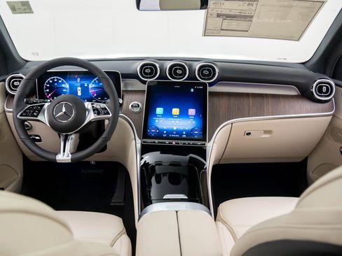 New 2026 Mercedes-Benz GLC 300 GLC 300 image 11