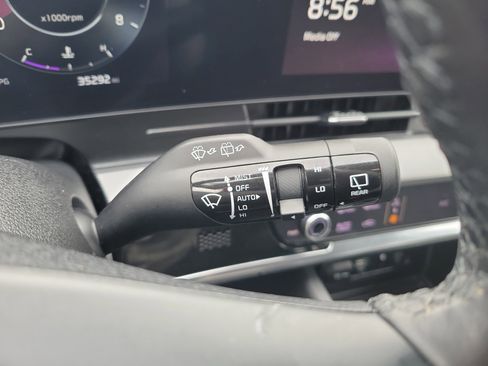 Certified 2023 Kia Sportage SX image 32