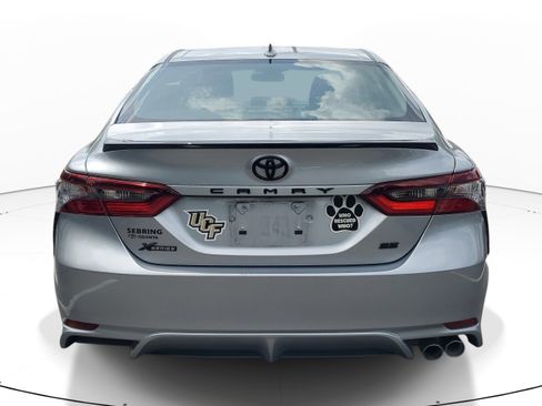 Used 2024 Toyota Camry SE FWD image 5