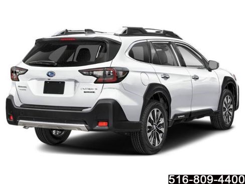 Used 2024 Subaru Outback Touring AWD/4WD image 2