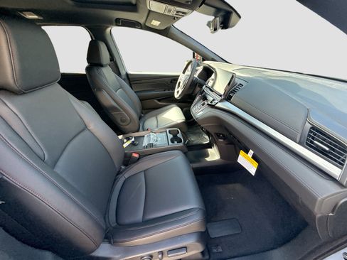 New 2026 Honda Odyssey Sport-L image 23