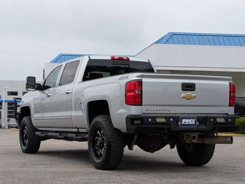 Used 2016 Chevrolet Silverado 2500 LTZ w/ Duramax Plus Package image 7