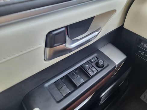 Used 2022 Toyota Tundra Capstone AWD/4WD image 21