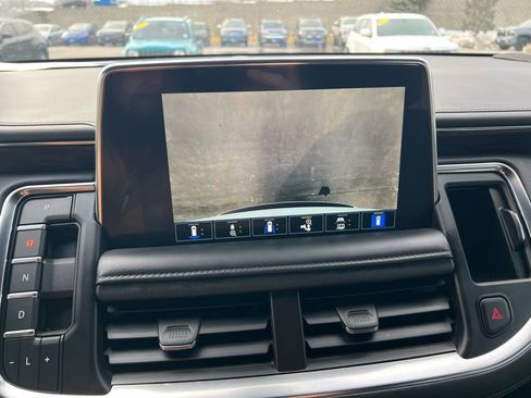 Used 2022 Chevrolet Tahoe Z71 w/ Luxury Package image 47