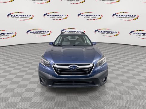 Used 2021 Subaru Outback Premium AWD/4WD image 3