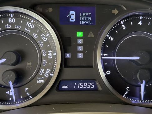 Used 2014 Lexus IS 250C w/ Navigation System Package RWD image 17