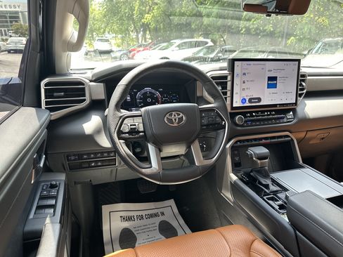 Used 2024 Toyota Sequoia Limited w/ Tow Technology Package AWD/4WD image 27