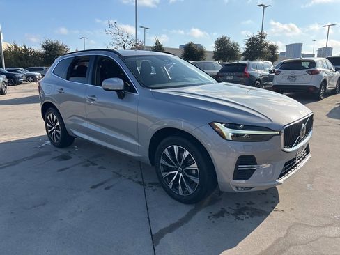 Certified 2023 Volvo XC60 B5 Core image 3