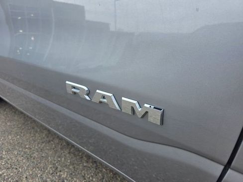 Used 2025 RAM 1500 Big Horn AWD/4WD image 8