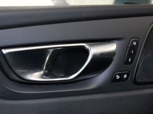 Used 2023 Volvo XC60 B6 Ultimate image 39