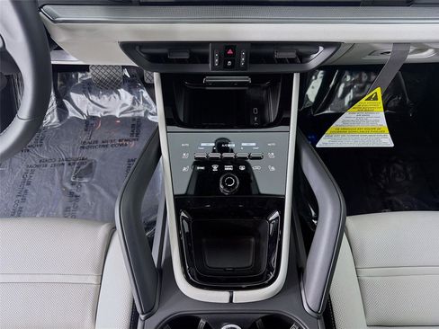 New 2026 Porsche Cayenne E-Hybrid image 15